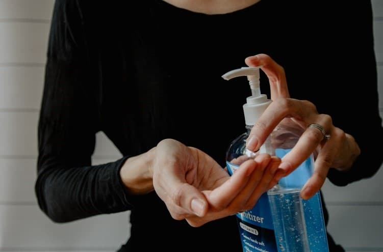 How to make Homemade Hand Sanitizer